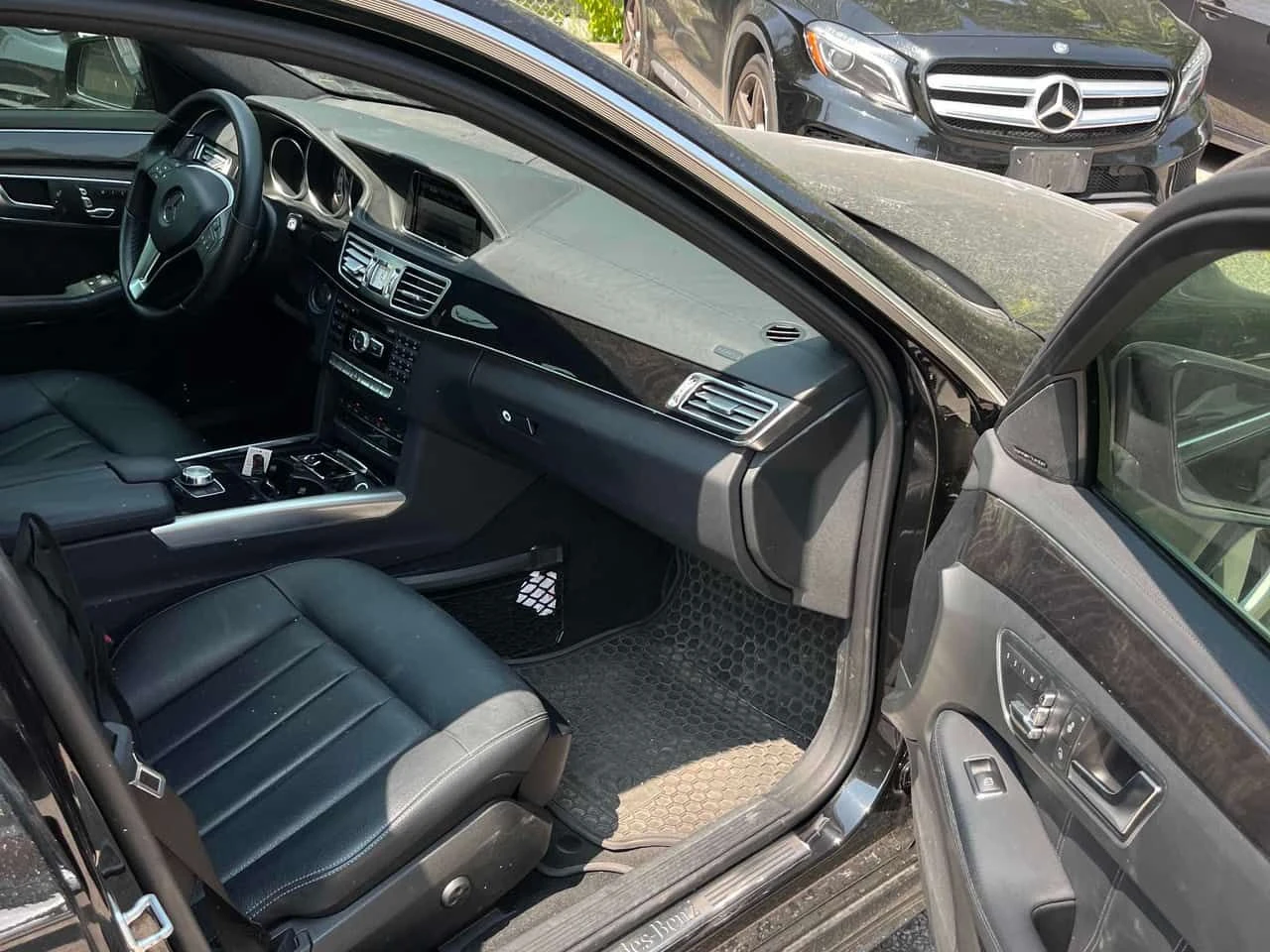 Mercedes-Benz E 250 BlueTEC | ГЛАВНО ПРЕДСТАВИТЕЛСТВО НА MERCEDES, снимка 14 - Автомобили и джипове - 55670631