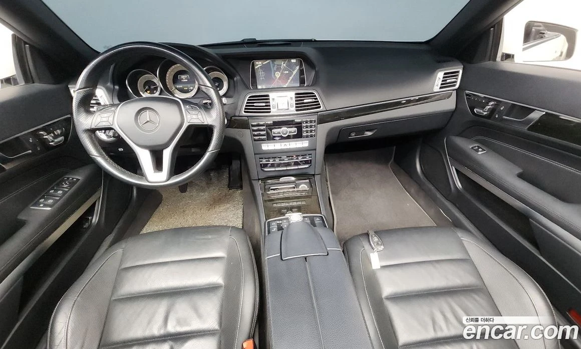 Mercedes-Benz E 200 Cabriolet, снимка 7 - Автомобили и джипове - 55794788