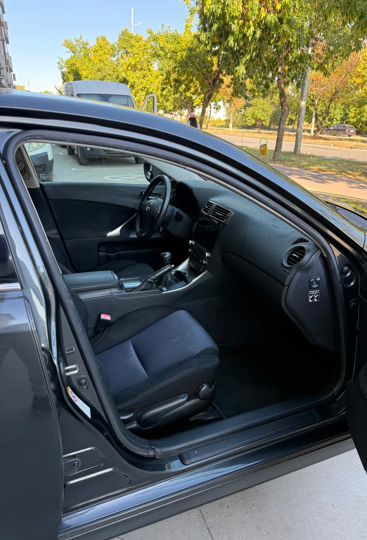 Lexus IS 220d 2.2 D 177 ps | Mobile.bg � ����������� 8