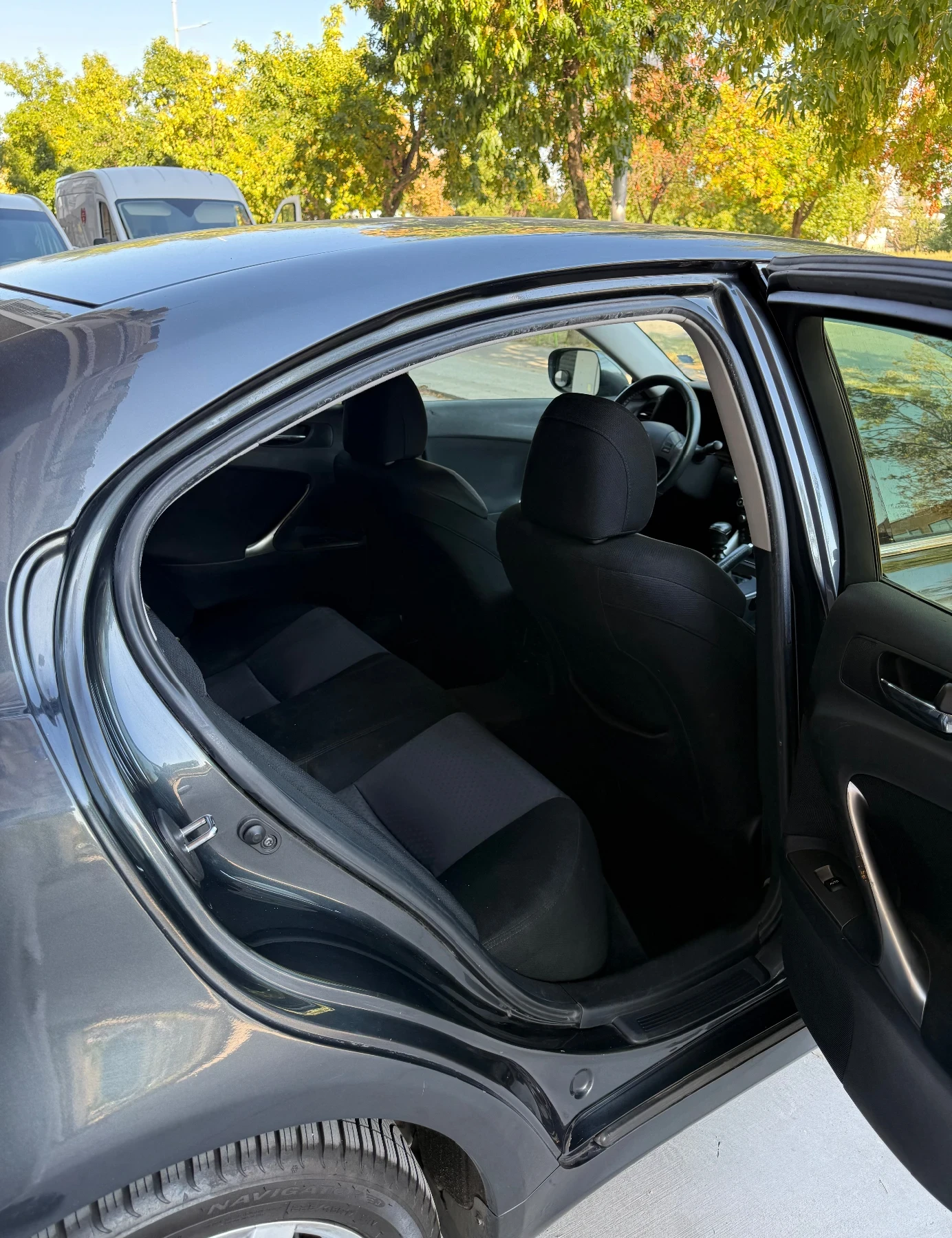Lexus IS 220d 2.2 D 177 ps | Mobile.bg � ����������� 9