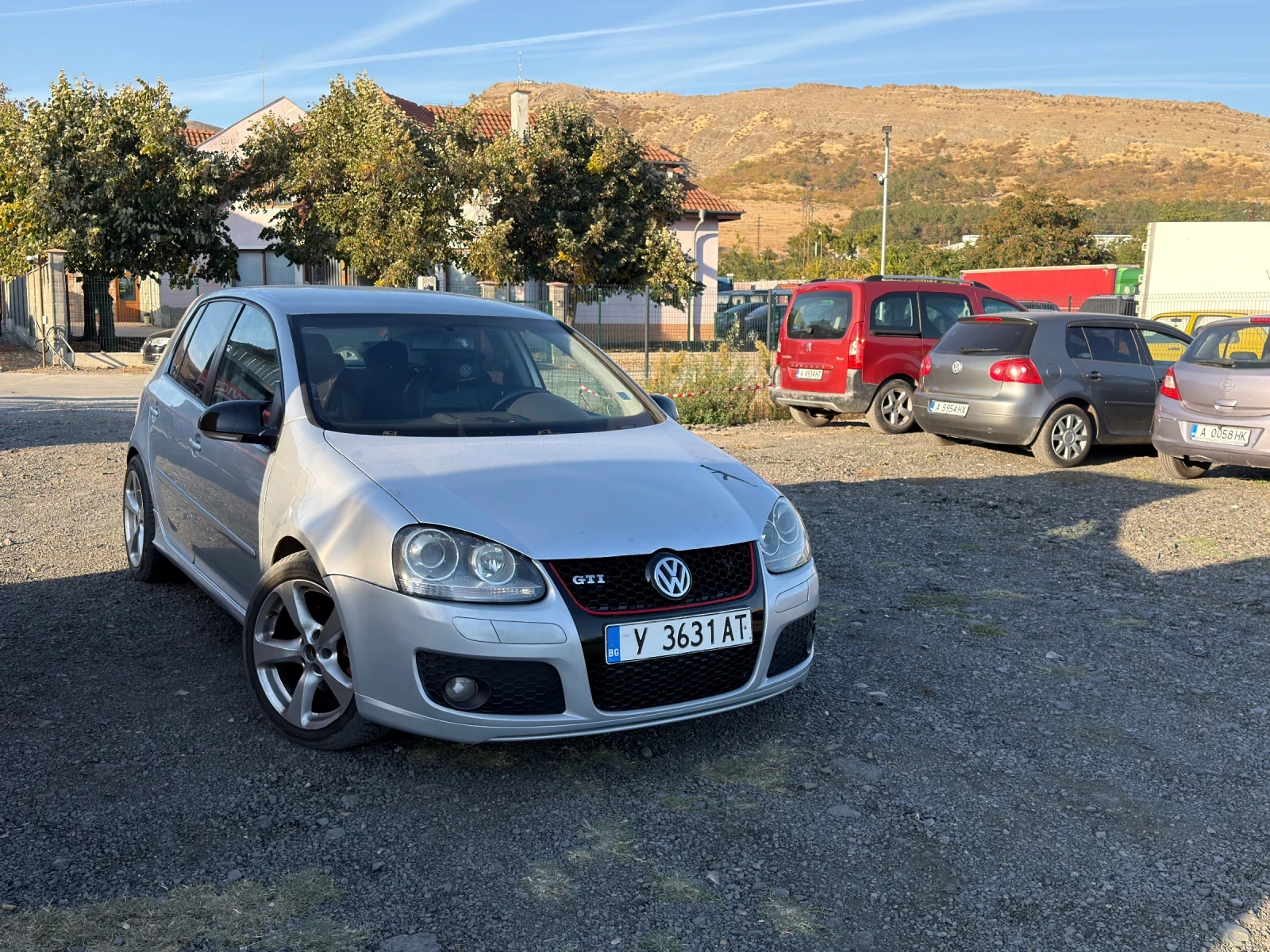 VW Golf 2.0TDI BKD, снимка 2 - Автомобили и джипове - 56399371