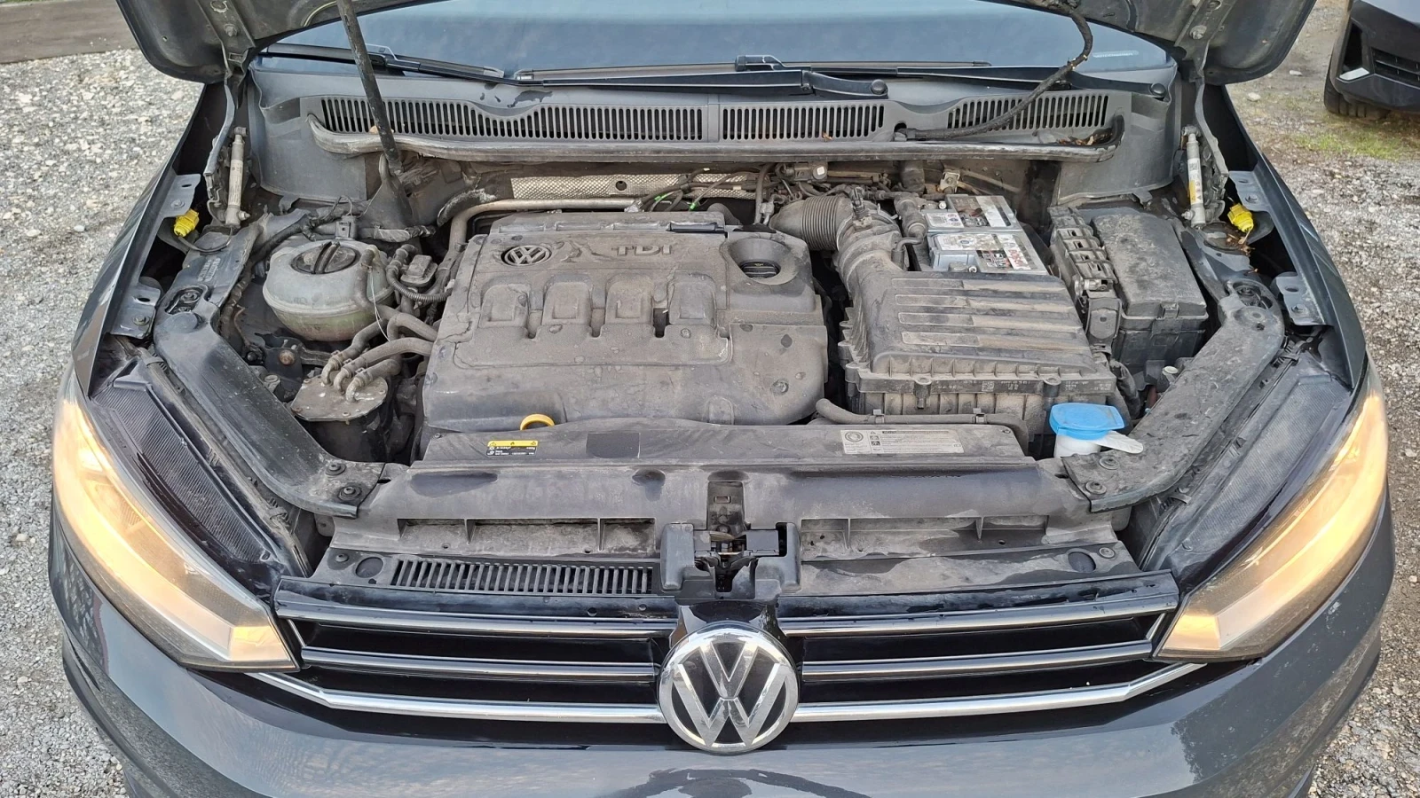 VW Touran 2.0TDI 150kc DSG 4+ 1m | Mobile.bg � ����������� 9