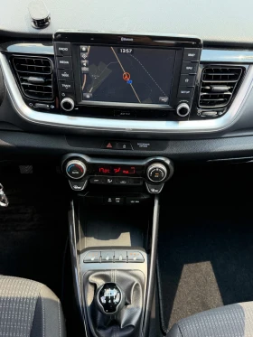 Kia Stonic 1.2i LED NAVI CAMERA CARPLAY EURO 6 TUV, снимка 12