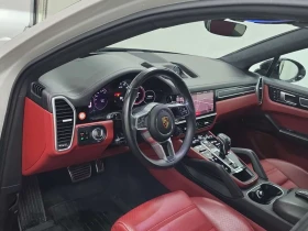 Porsche Cayenne Coupe * GTS * CARFAX * , снимка 6