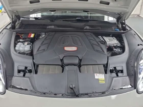 Porsche Cayenne Coupe * GTS * CARFAX * , снимка 15