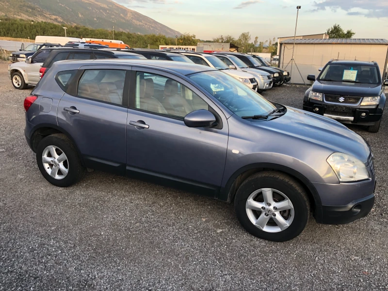 Nissan Qashqai 2.0  ГЪРЦИЯ 4X4, снимка 4 - Автомобили и джипове - 47358839