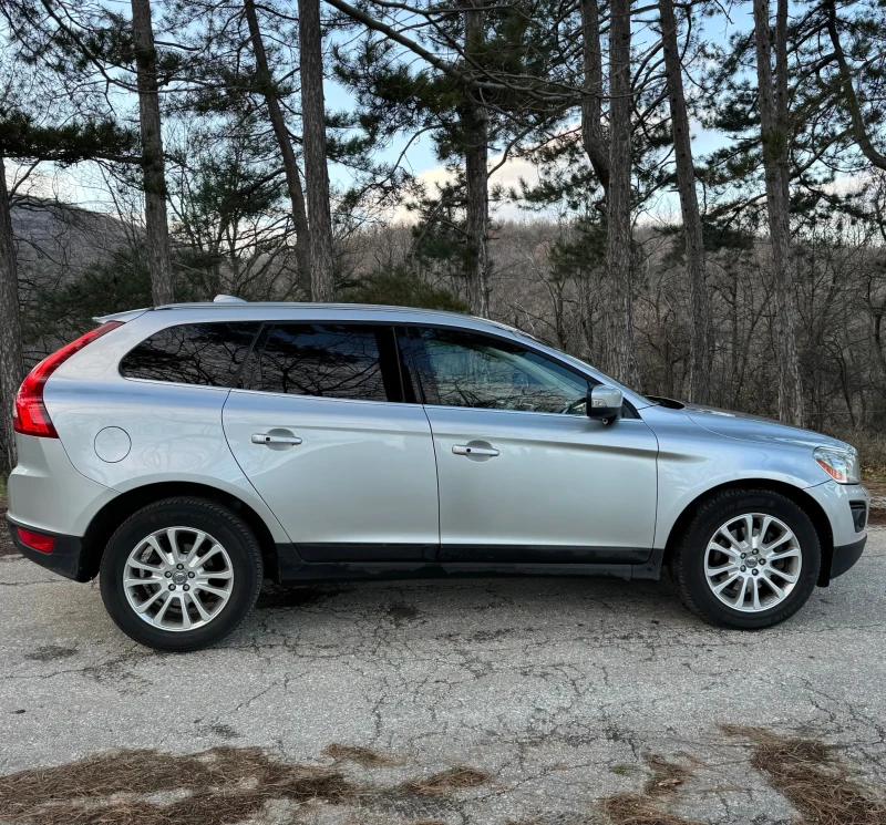 Volvo XC60 2.4 D5 185 к.с. AWD/Keyless, снимка 5 - Автомобили и джипове - 53587266