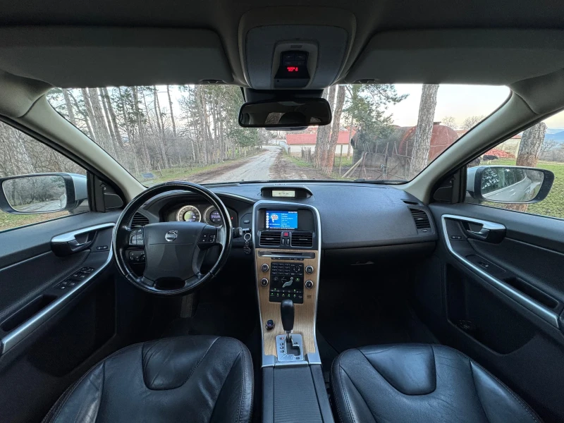 Volvo XC60 2.4 D5 185 к.с. AWD/Keyless, снимка 9 - Автомобили и джипове - 53587266