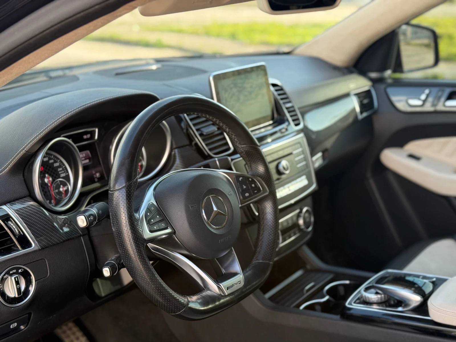 Mercedes-Benz GLE  - изображение 9
