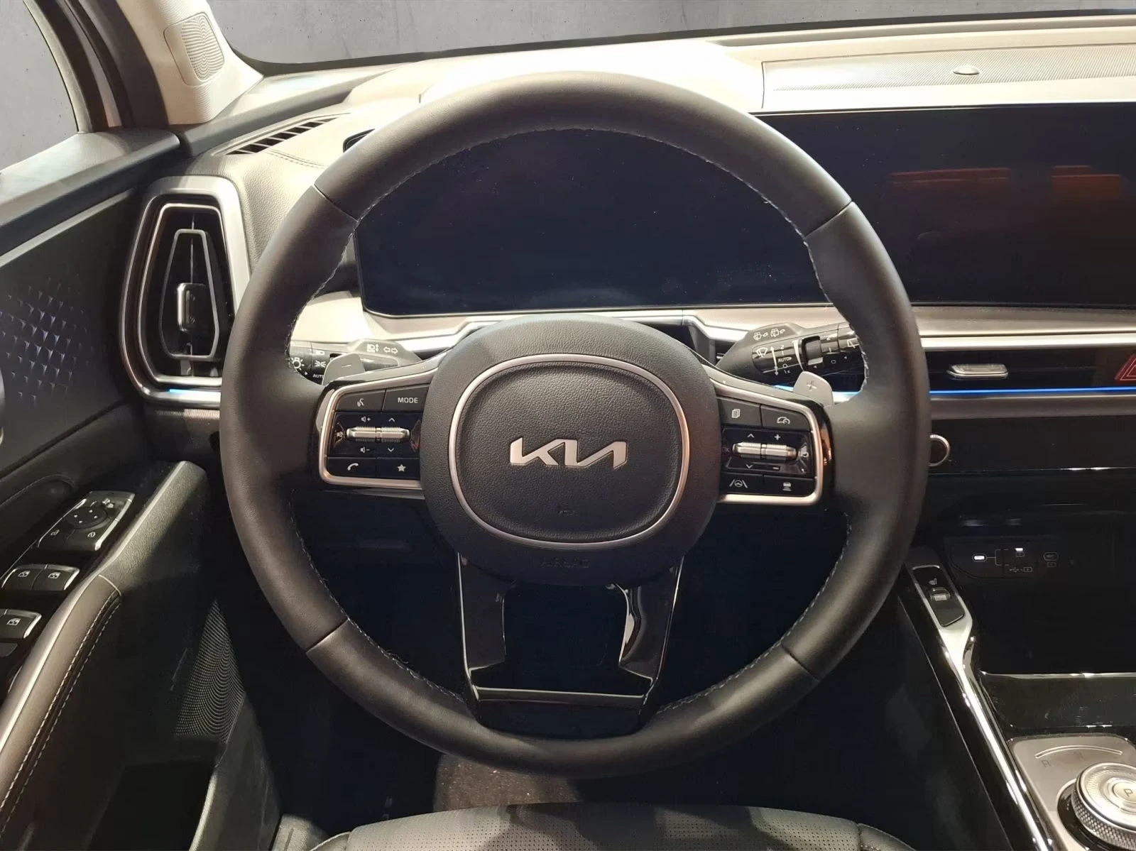 Kia Sorento !/1.6T/252HP/PHEV/AWD/AMBI/DIGI/NAVI/LED/457fpr | Mobile.bg   12