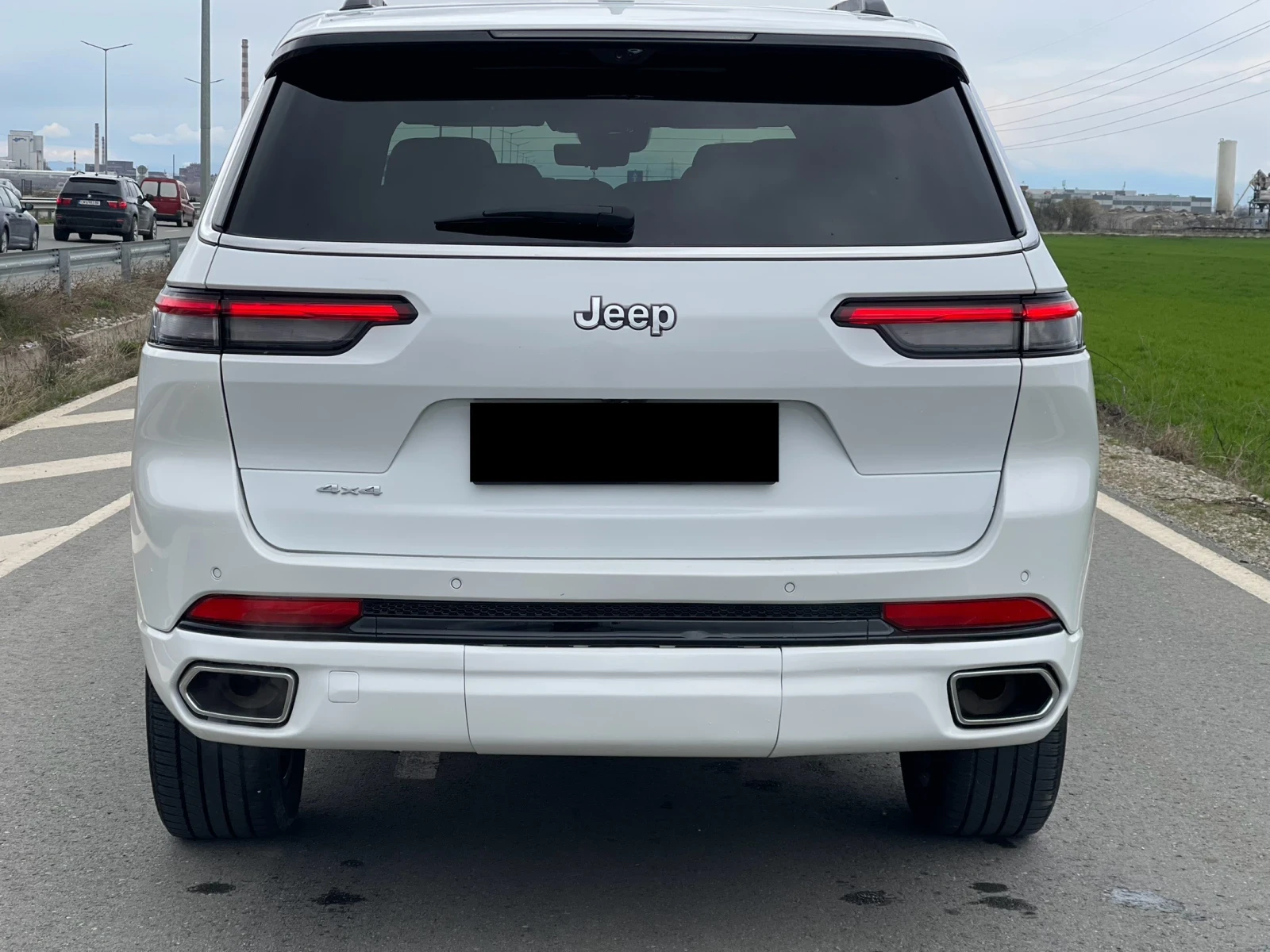 Jeep Grand cherokee Overland WL, снимка 7 - Автомобили и джипове - 54021811