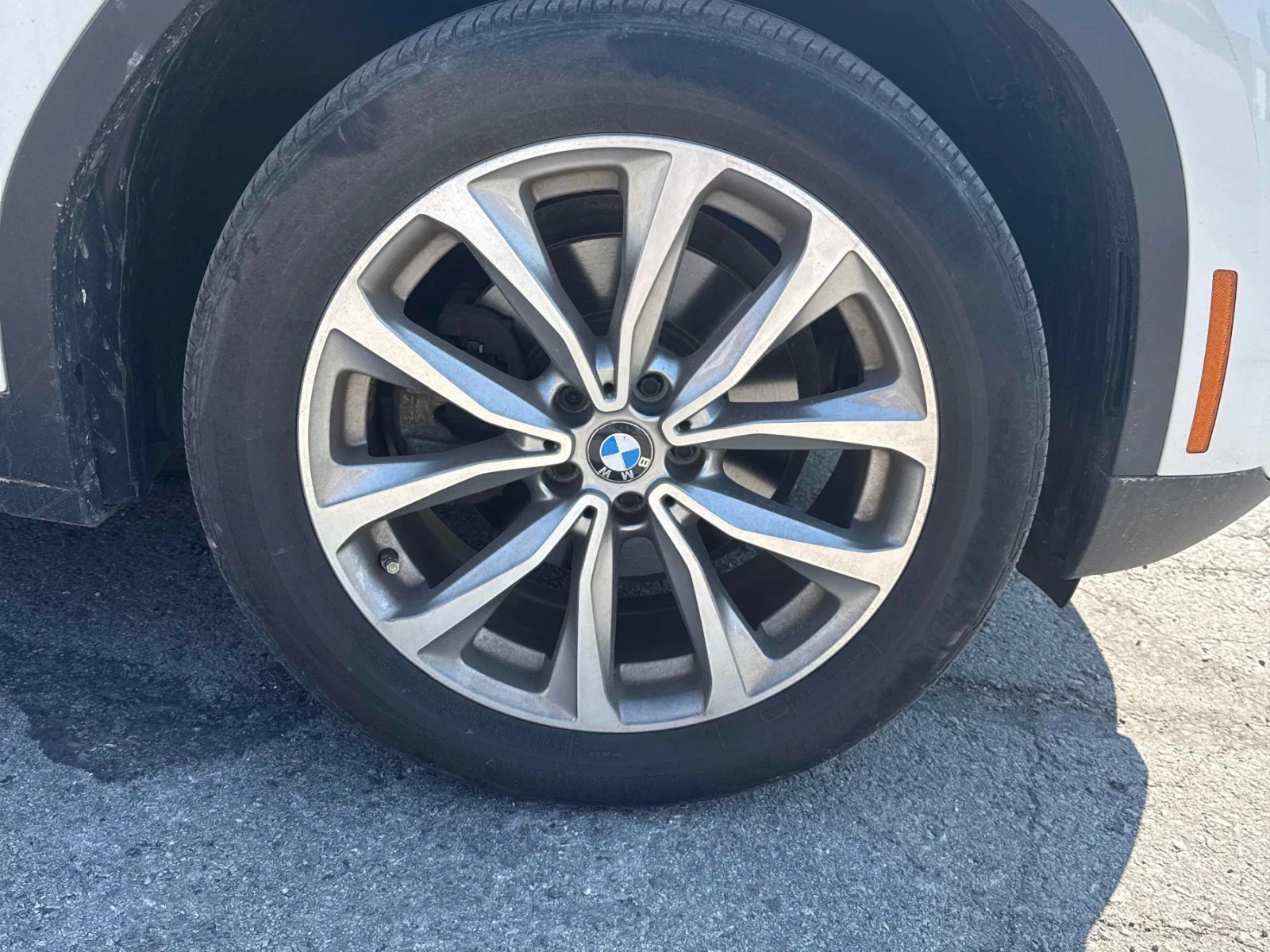 BMW X3 xDrive30i * ПОДГРЕВ * ПАНОРАМА * CARFAX, снимка 15 - Автомобили и джипове - 54670701