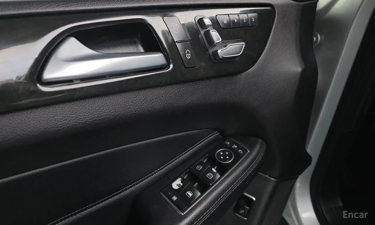 Mercedes-Benz GLE 250, снимка 15 - Автомобили и джипове - 54749695