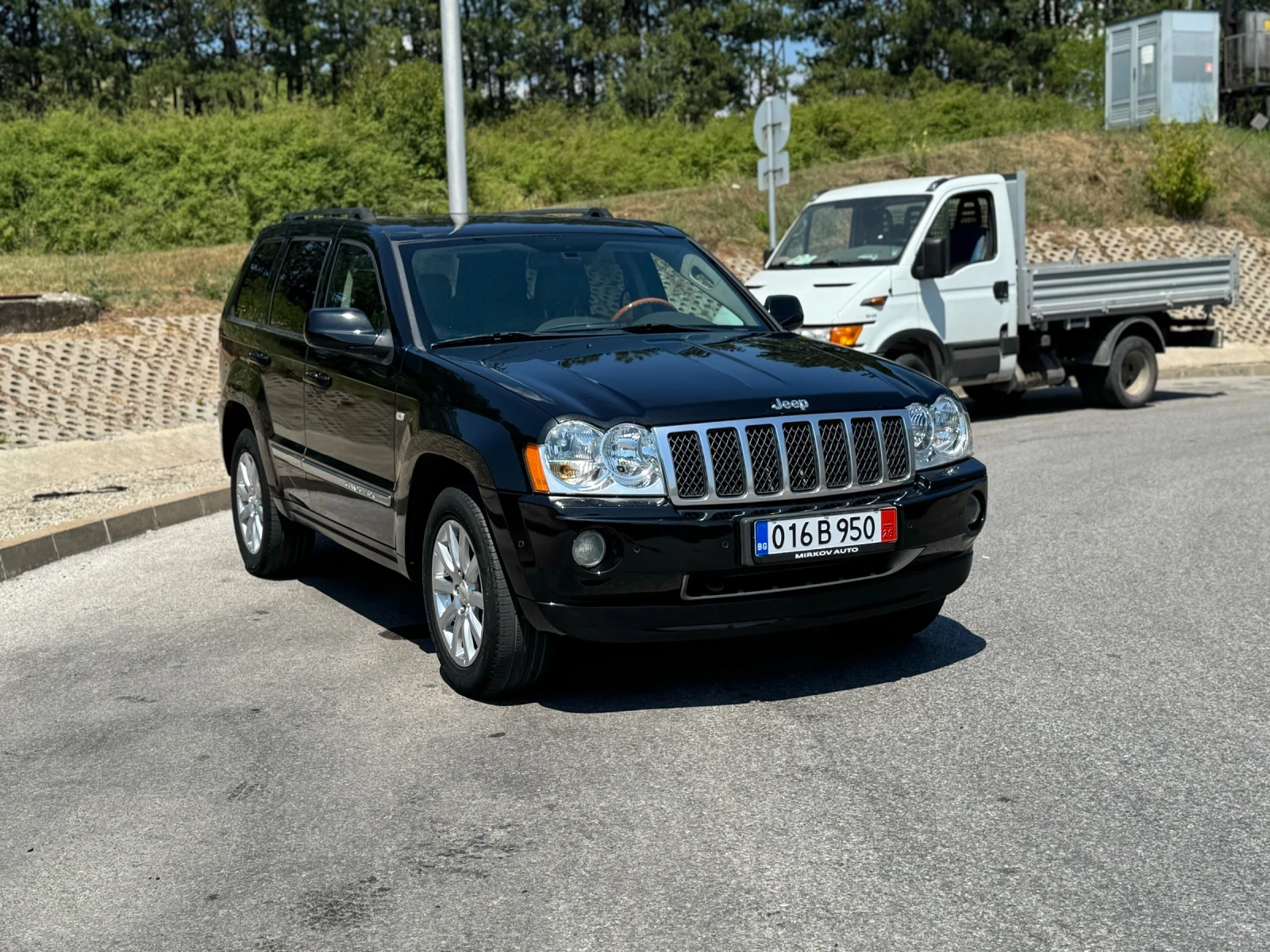 Jeep Grand cherokee 3.0CRD/OVERLAND/ТОП СЪСТОЯНИЕ/БЕЗ ТОЧКА РЪЖДА, снимка 3 - Автомобили и джипове - 55202985
