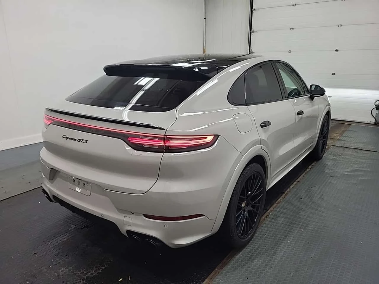 Porsche Cayenne Coupe * GTS * CARFAX * 