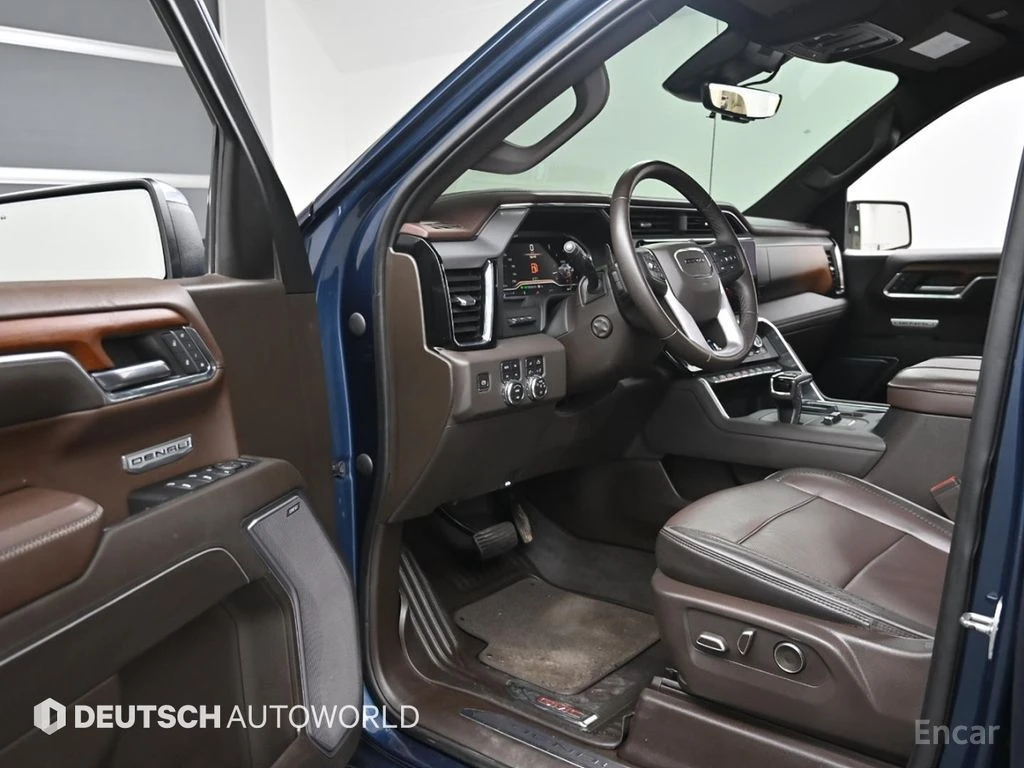Gmc Sierra DENALI-X* ПОДГРЕВ* ОБДУХВАНЕ* LANE* ASSIST* , снимка 5 - Автомобили и джипове - 56101147