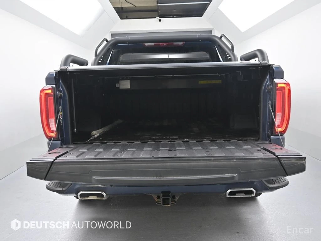 Gmc Sierra DENALI-X* ПОДГРЕВ* ОБДУХВАНЕ* LANE* ASSIST* , снимка 16 - Автомобили и джипове - 56101147