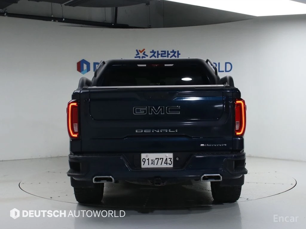 Gmc Sierra DENALI-X* ПОДГРЕВ* ОБДУХВАНЕ* LANE* ASSIST* , снимка 4 - Автомобили и джипове - 56101147
