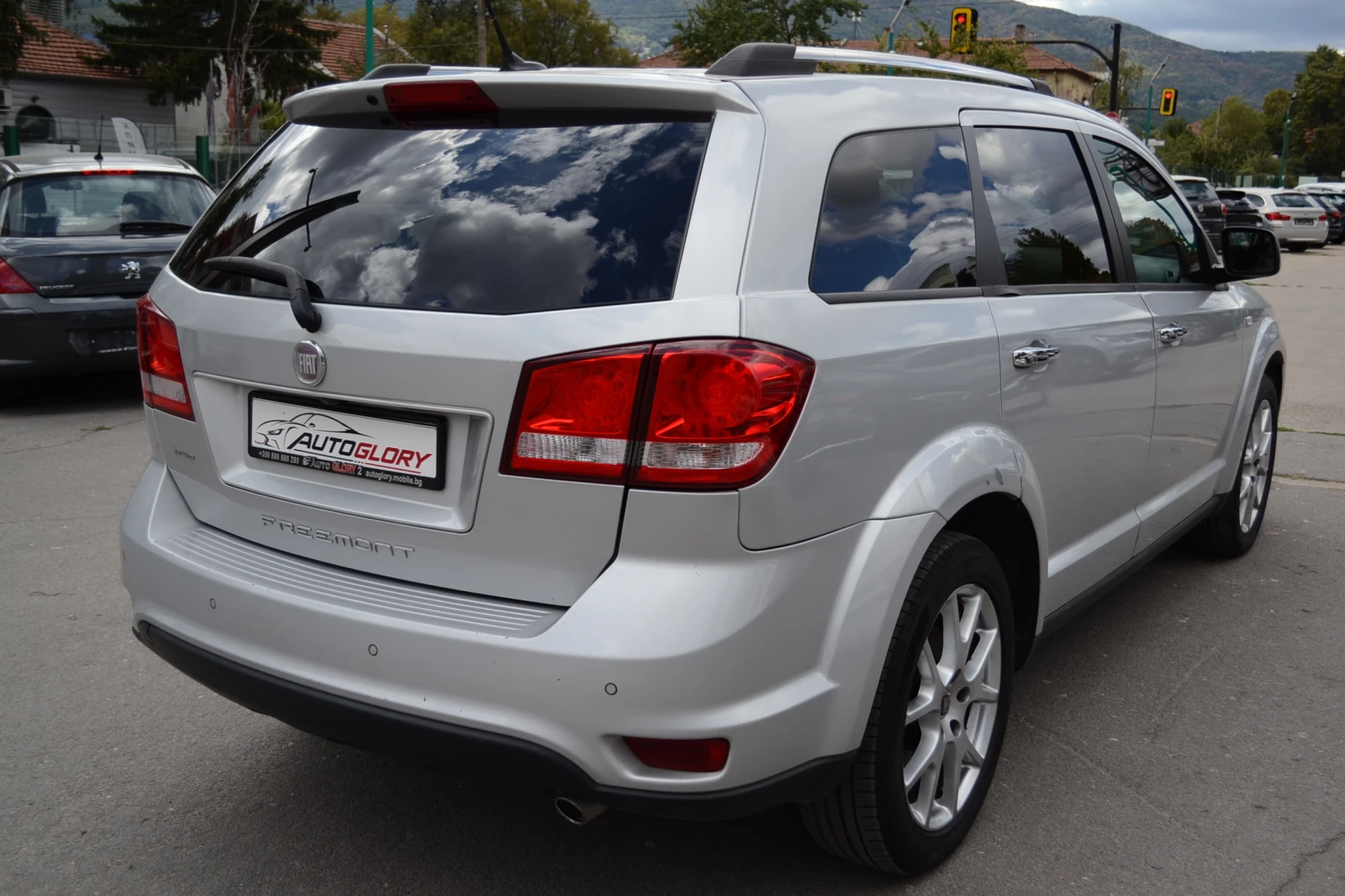 Fiat Freemont 2.0 DISEL 4x4 7 местен, снимка 5 - Автомобили и джипове - 56194759