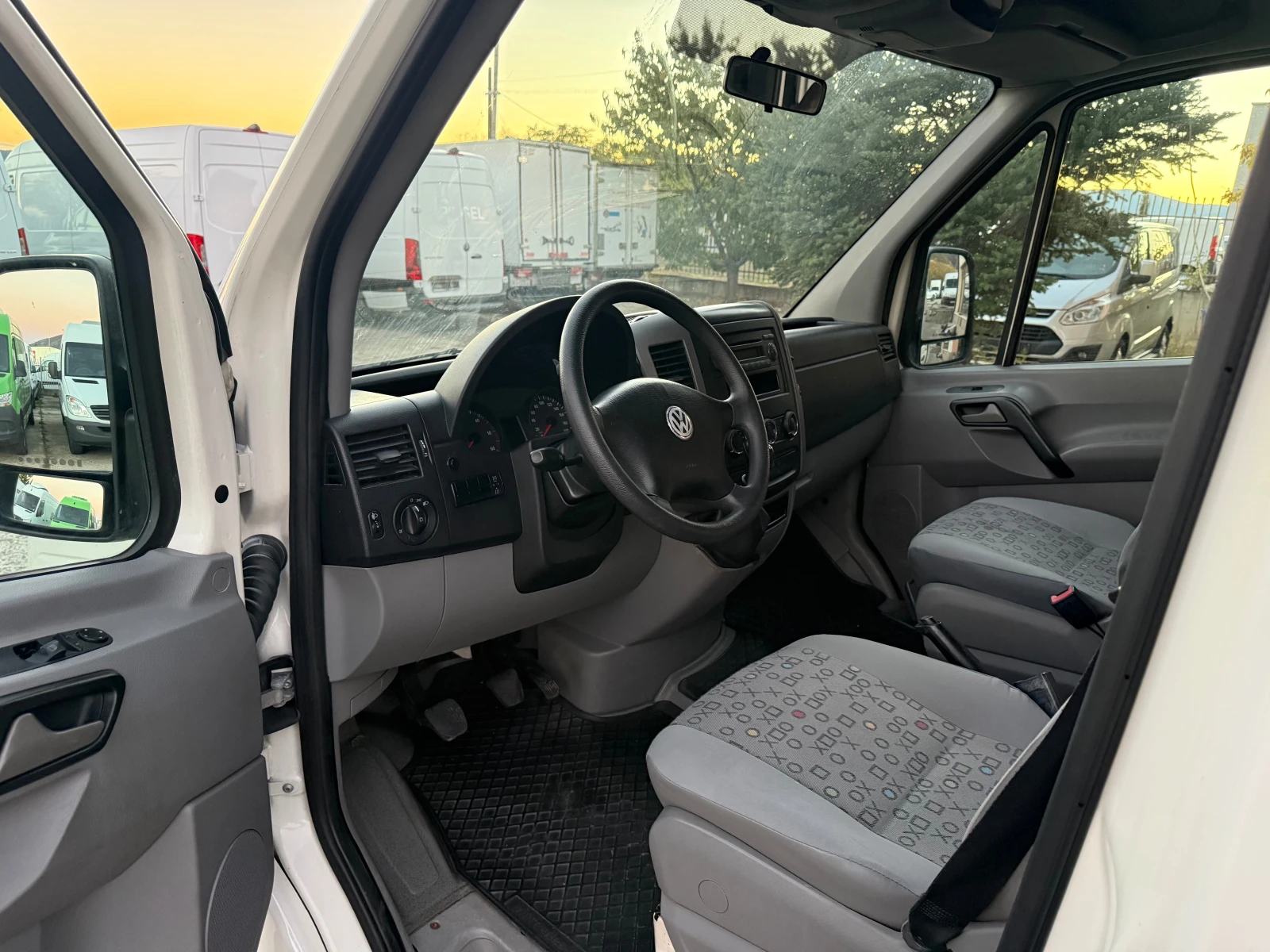 VW Crafter 2.5TDI, 9 ������, ����� | Mobile.bg � ����������� 12