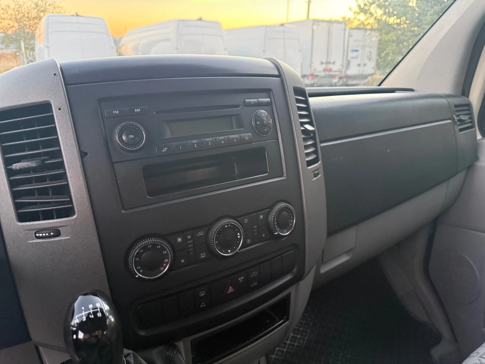 VW Crafter 2.5TDI, 9 ������, ����� | Mobile.bg � ����������� 9