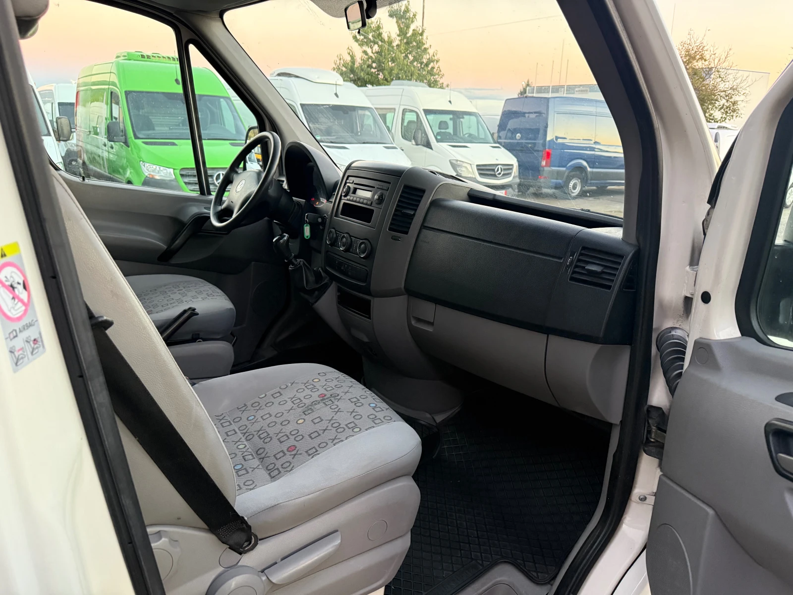 VW Crafter 2.5TDI, 9 ������, ����� | Mobile.bg � ����������� 8
