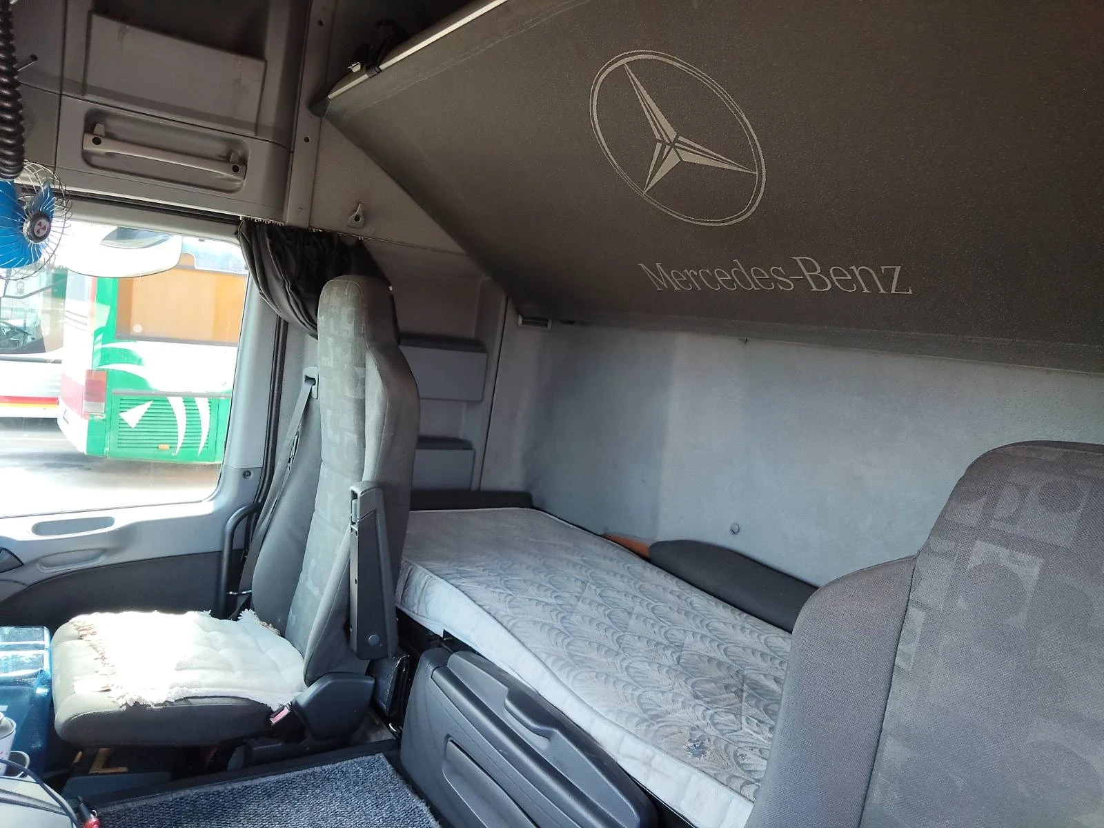 Mercedes-Benz Actros 1844 - изображение 6