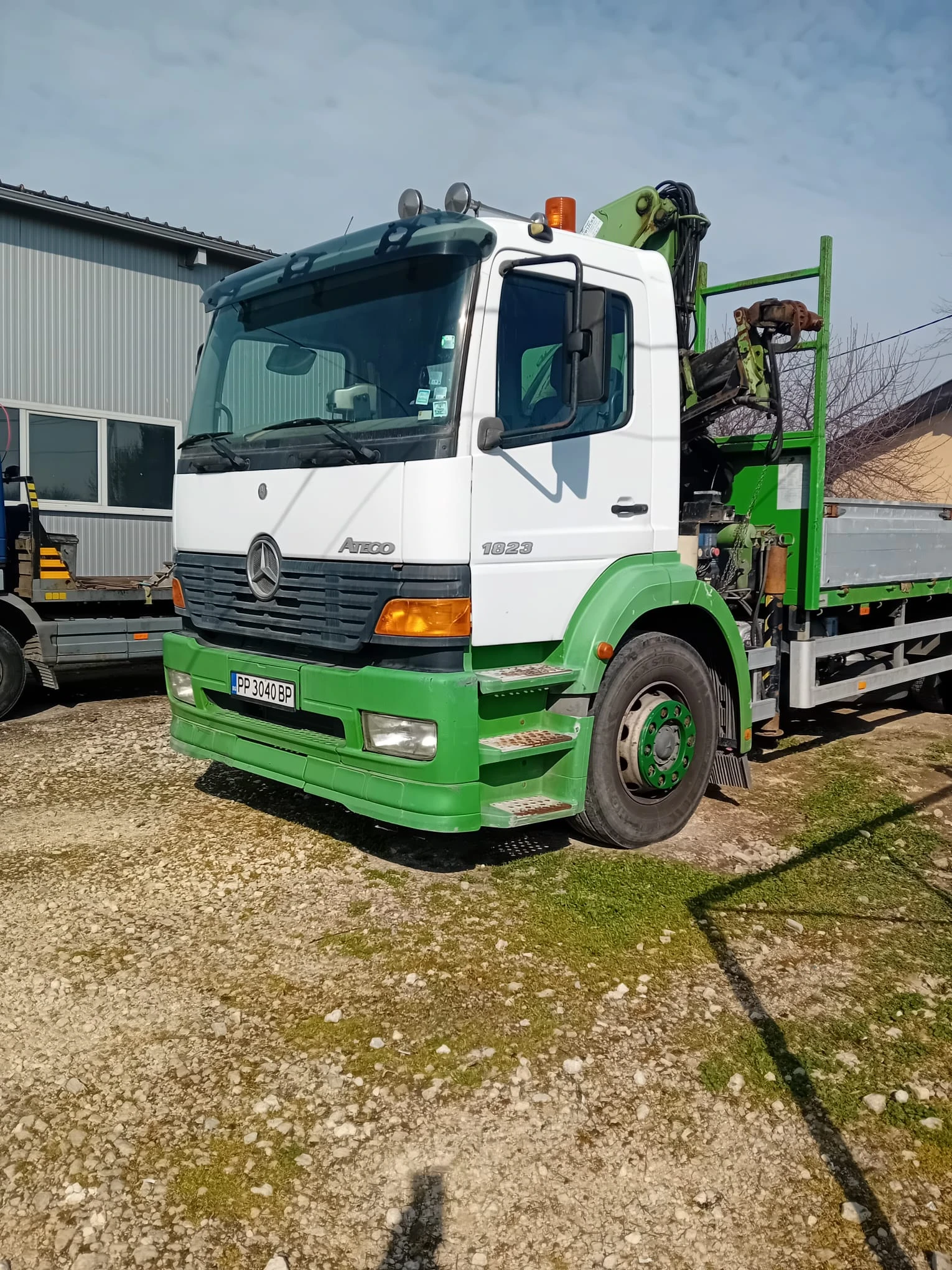 Mercedes-Benz Atego 1823 кран, снимка 9 - Камиони - 55703146
