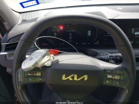 Kia EV9 Land, снимка 11