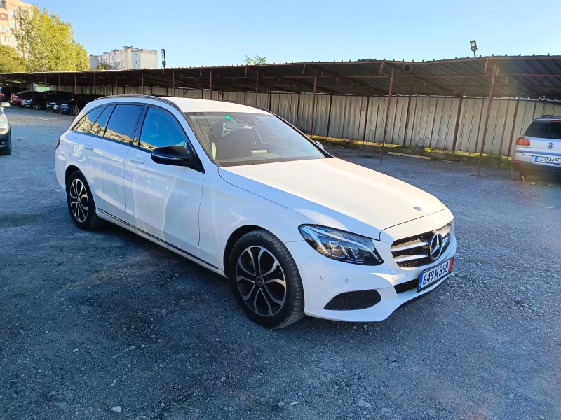 Mercedes-Benz C 250 Swiss Star Avantgarde  9 G - tronic 4m., снимка 2 - Автомобили и джипове - 47946279