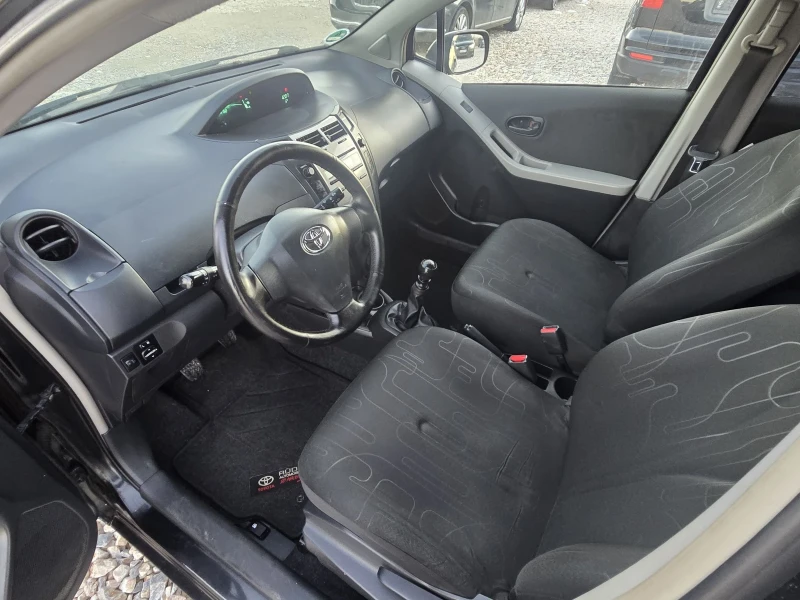 Toyota Yaris 1.3VVti/101KS/FACE, снимка 8 - Автомобили и джипове - 48758988