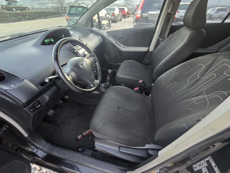 Toyota Yaris 1.3VVti/101KS/FACE, снимка 9 - Автомобили и джипове - 48758988