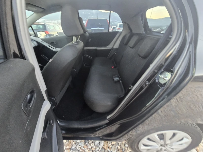 Toyota Yaris 1.3VVti/101KS/FACE, снимка 10 - Автомобили и джипове - 48758988