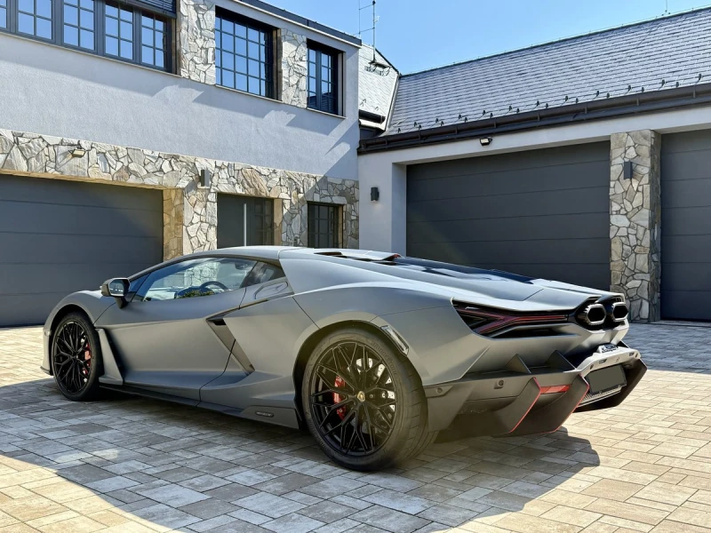Lamborghini Revuelto, снимка 3 - Автомобили и джипове - 51451019