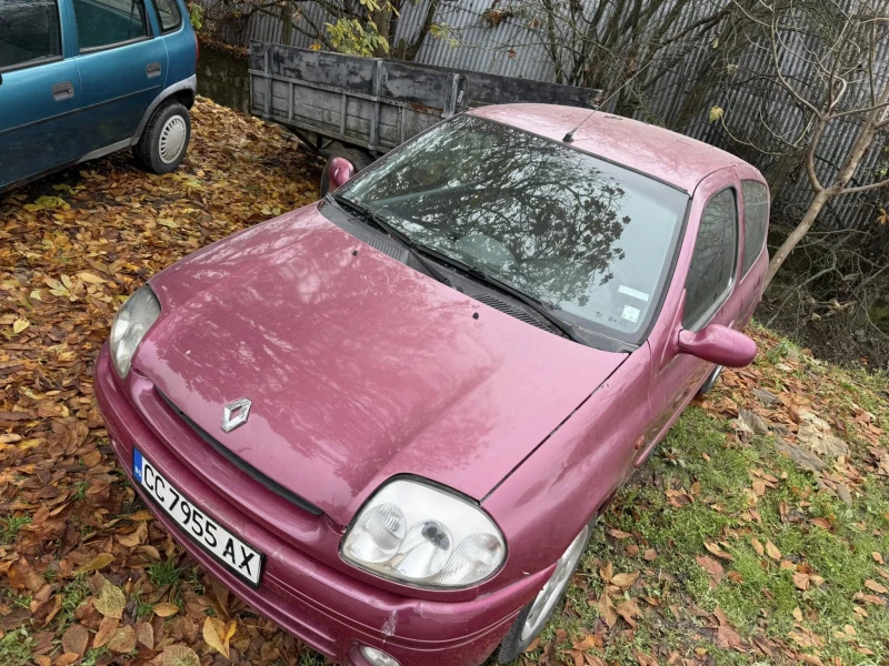 Renault Clio 1.9D  klima, снимка 15 - Автомобили и джипове - 52887709