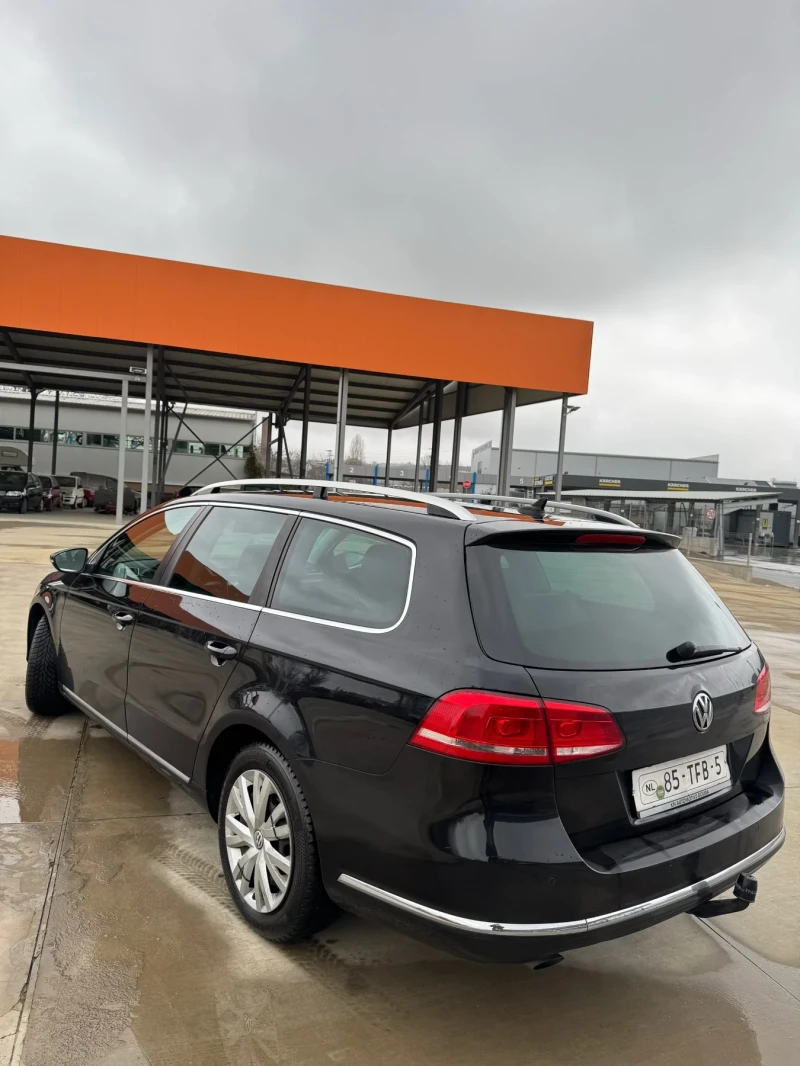 VW Passat  1.6 TDI, снимка 4 - Автомобили и джипове - 52896266