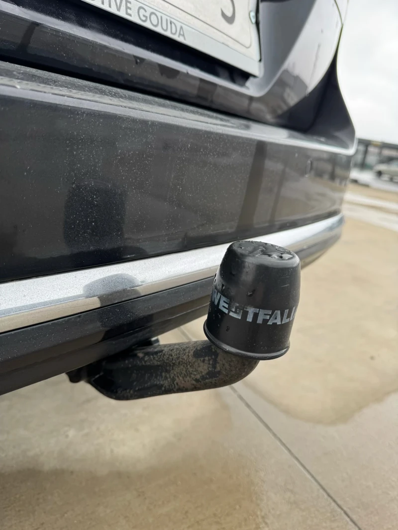 VW Passat  1.6 TDI, снимка 16 - Автомобили и джипове - 52896266