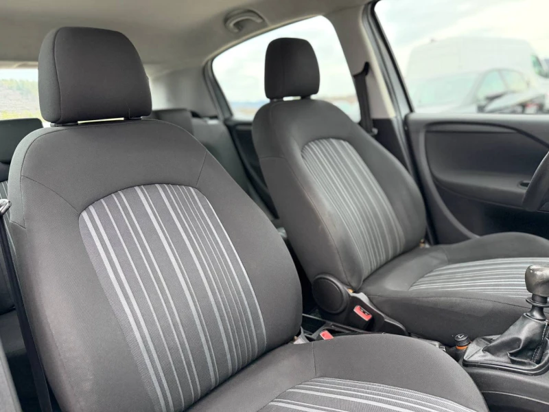 Fiat Punto 1.4i Evo, снимка 12 - Автомобили и джипове - 53478351