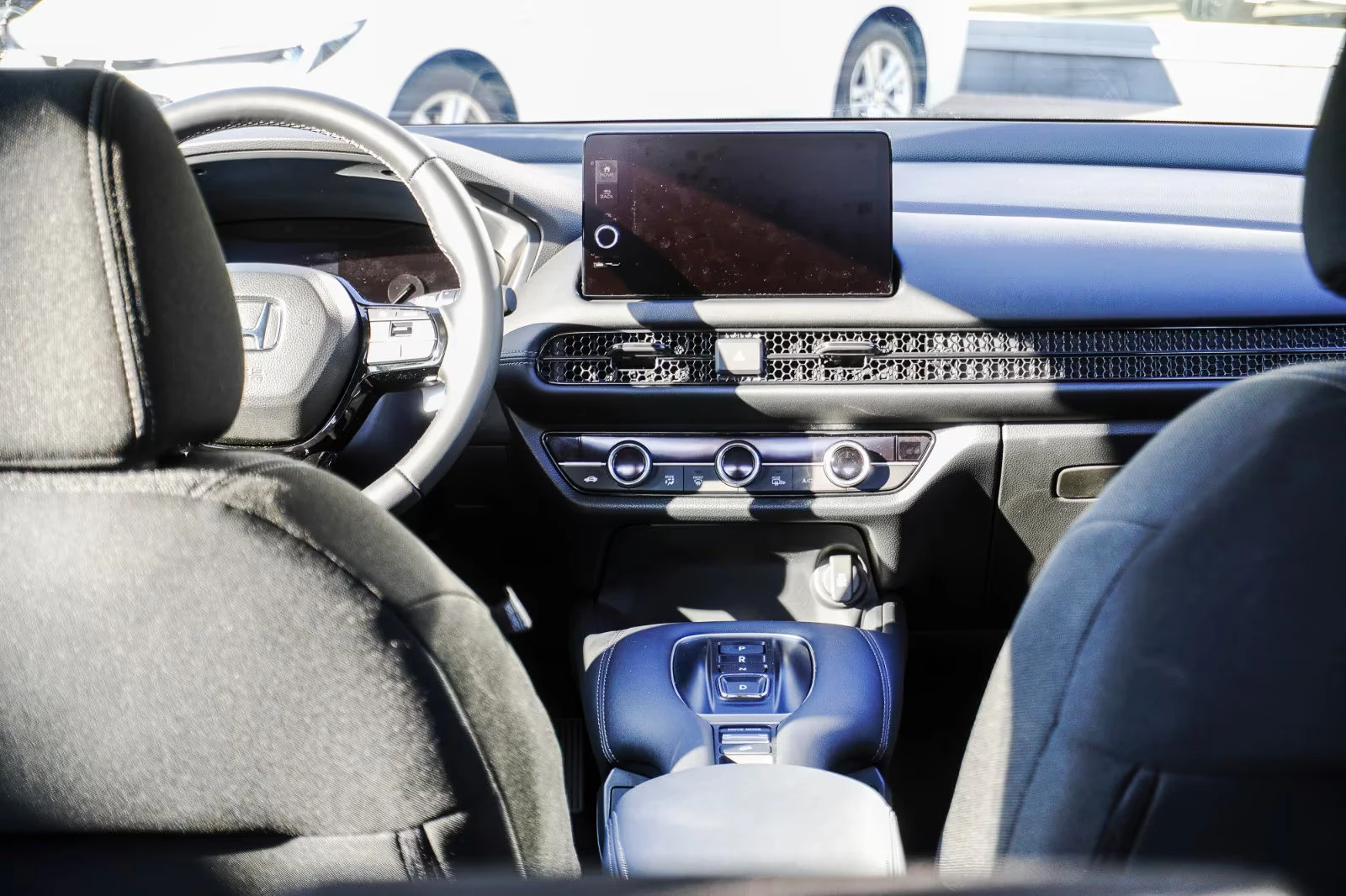 Honda ZR-V 2.0/ELEGANCE/143HP/e:HEV/KLESS/VCONTROL/266f - изображение 10