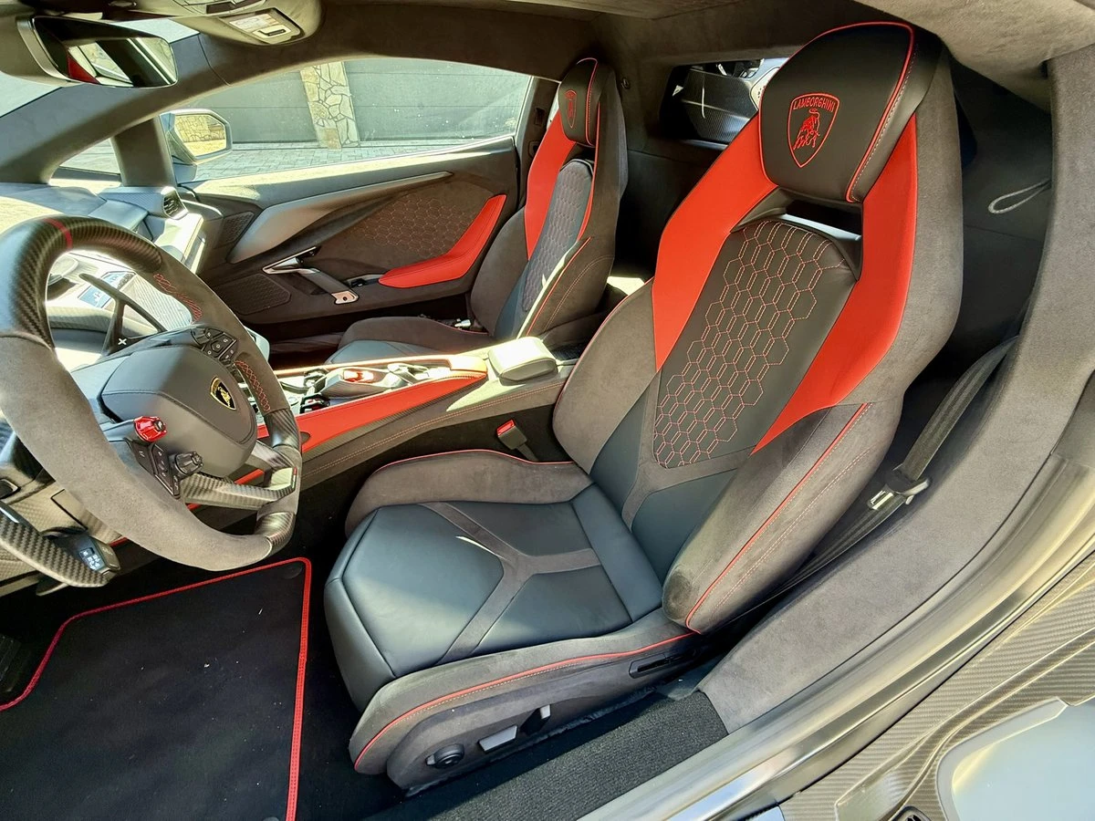 Lamborghini Revuelto | Mobile.bg   11