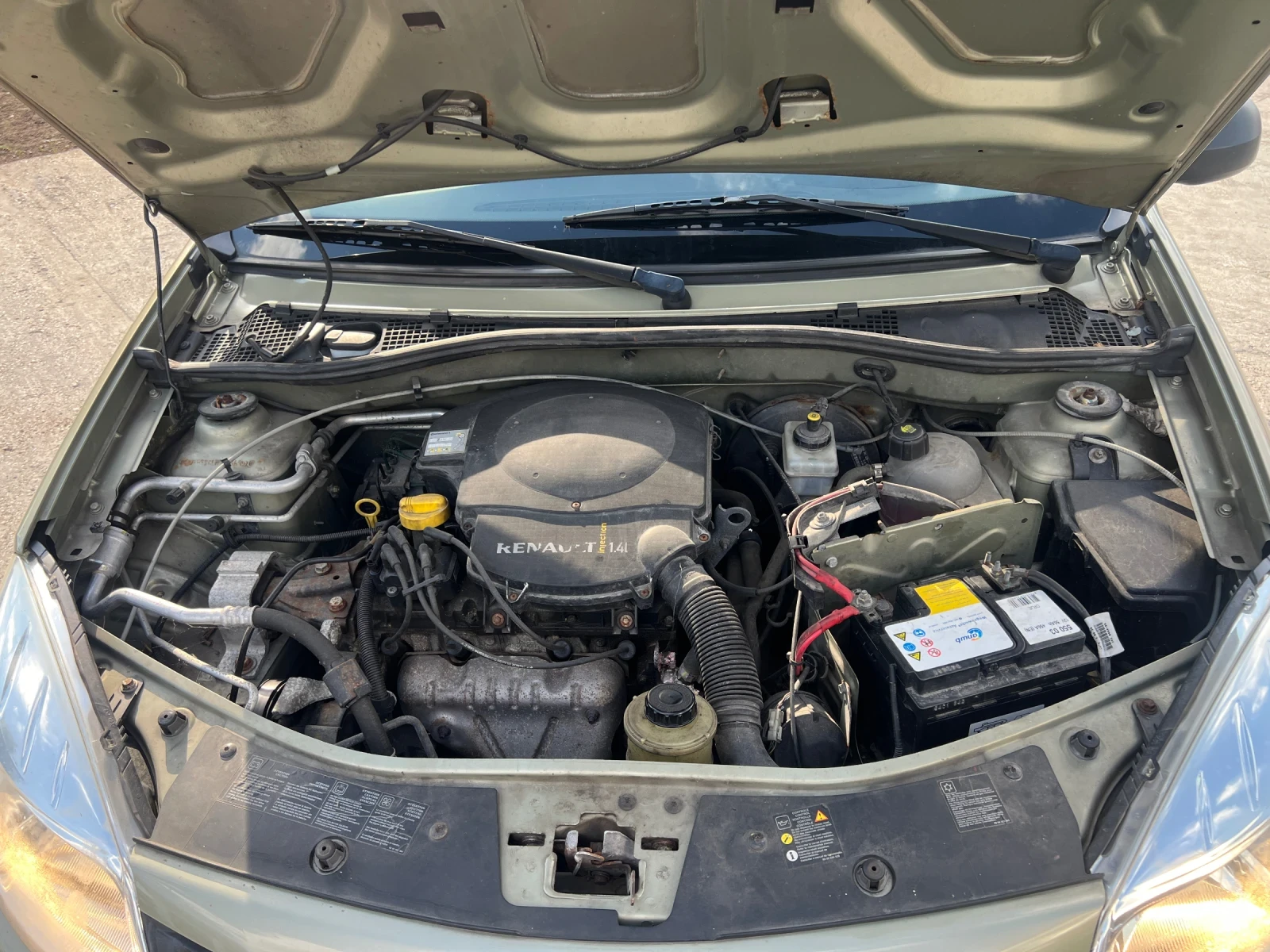 Dacia Sandero 1.4 - изображение 10