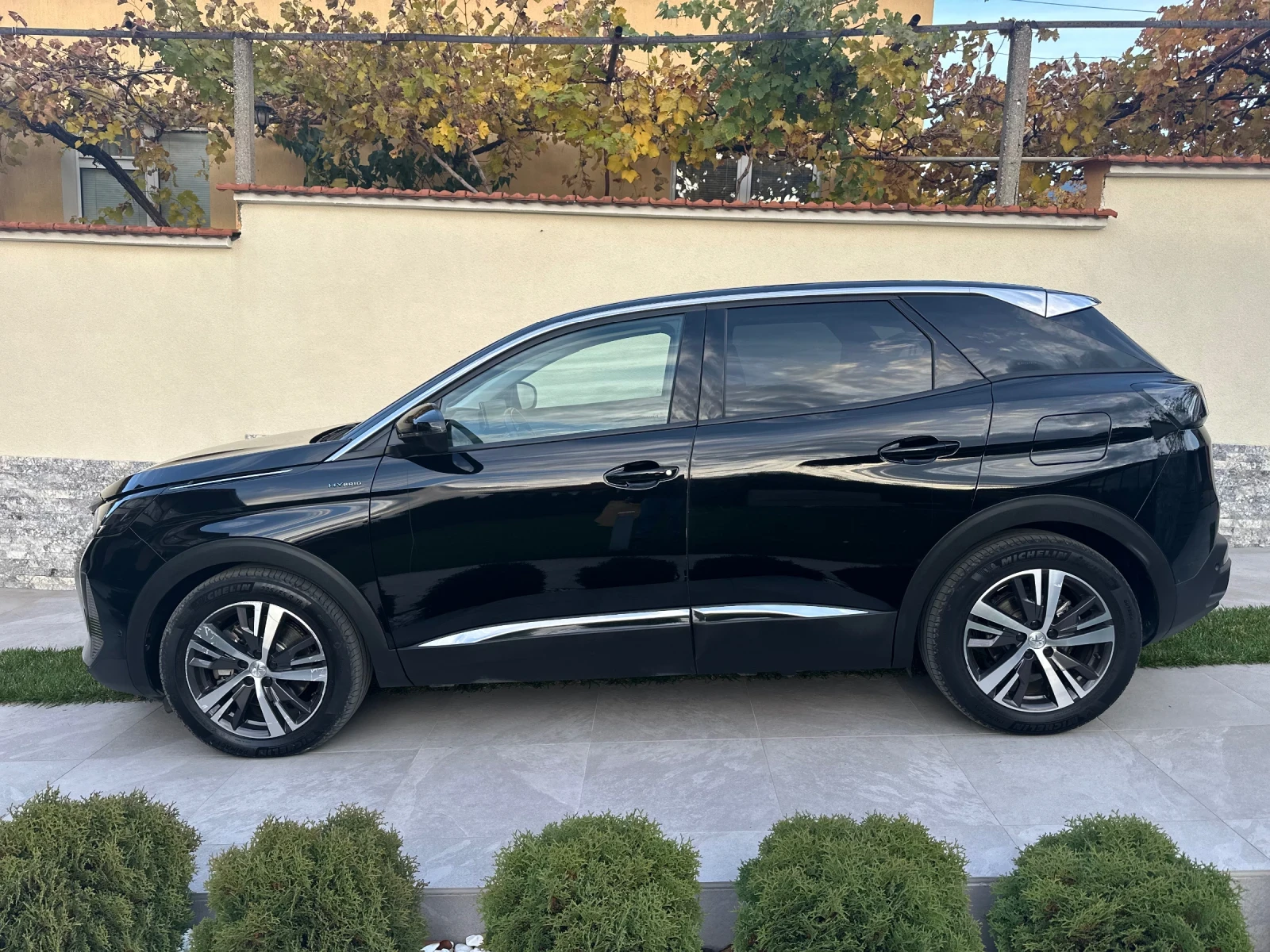 Peugeot 3008 1.6 Plug in Allure 56000km - изображение 6