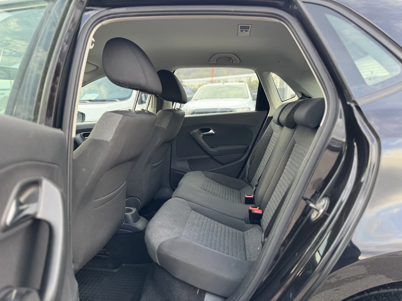 VW Polo 1.2i-10% | Mobile.bg   13