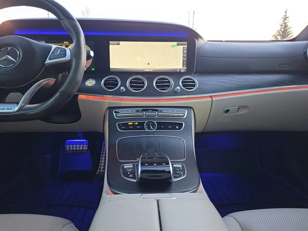 Mercedes-Benz E 43 AMG CARFAX * * АВТО КРЕДИТ * *  - изображение 10