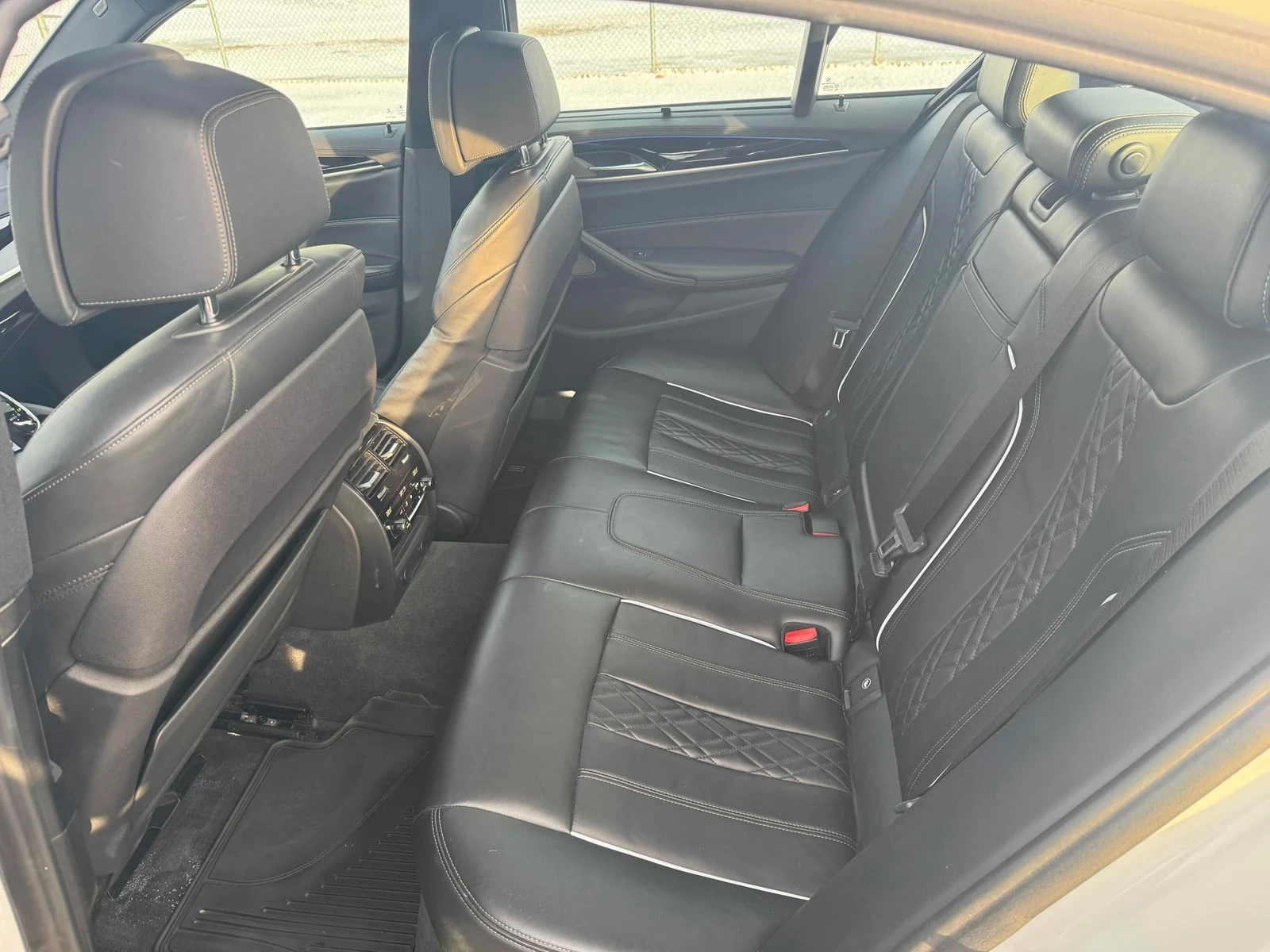 BMW 540 С РЕГИСТРАЦИЯ & АВТО КРЕДИТ, снимка 11 - Автомобили и джипове - 53903073