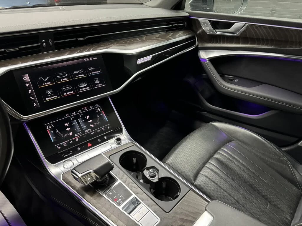 Audi A7 Technik * quattro * АвтоКредит (ЦЕНА ДО БГ), снимка 13 - Автомобили и джипове - 53991192