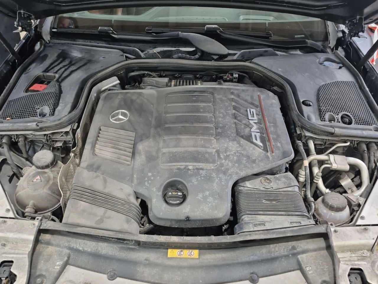 Mercedes-Benz E 53 AMG BURMESTER| 360| HUD| PANO| ОБДУХВАНЕ| , снимка 15 - Автомобили и джипове - 54078002