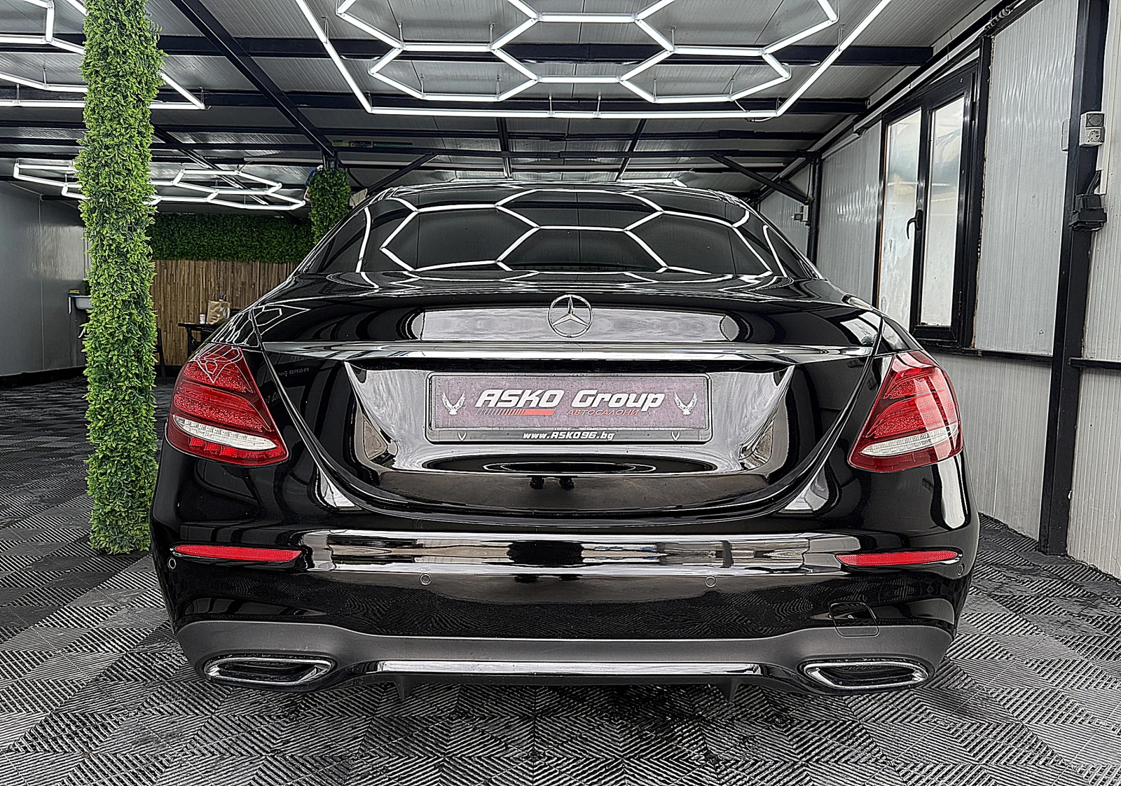 Mercedes-Benz E 220 AMG-line/DIGITAL/KeylessGO/TOP!!!/СОБСТВЕН ЛИЗИНГ, снимка 5 - Автомобили и джипове - 54379704