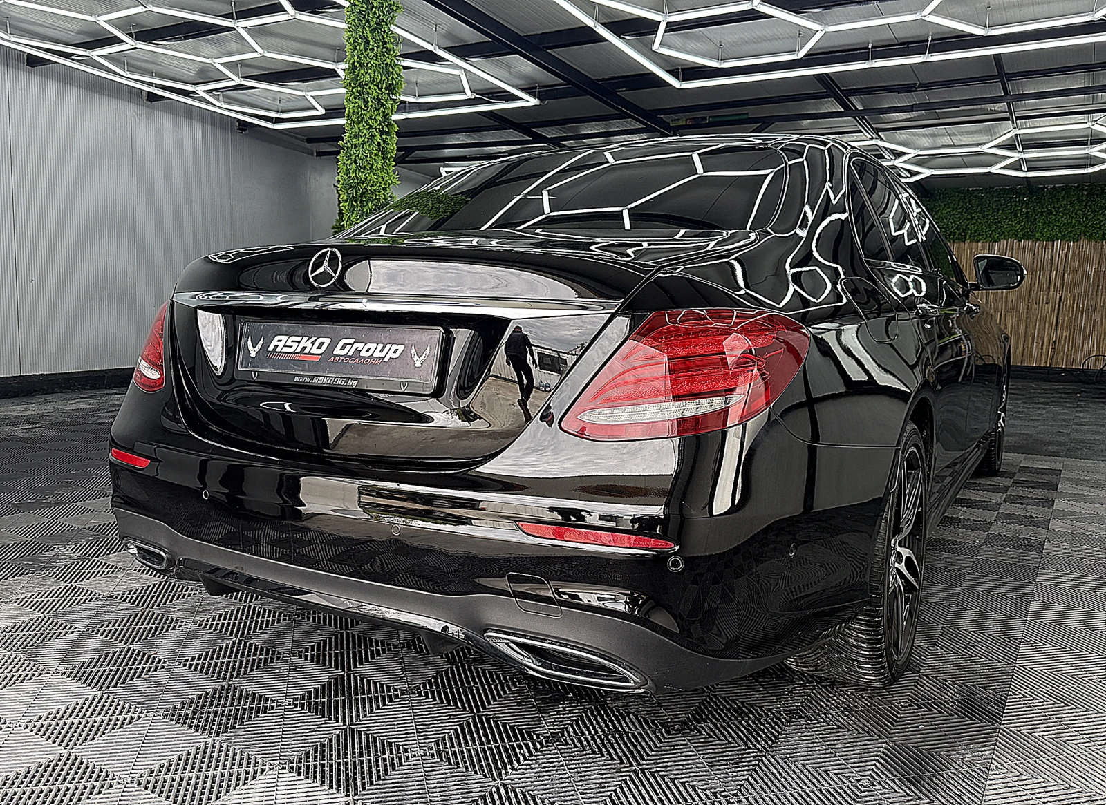 Mercedes-Benz E 220 AMG-line/DIGITAL/KeylessGO/TOP!!!/СОБСТВЕН ЛИЗИНГ, снимка 6 - Автомобили и джипове - 54379704