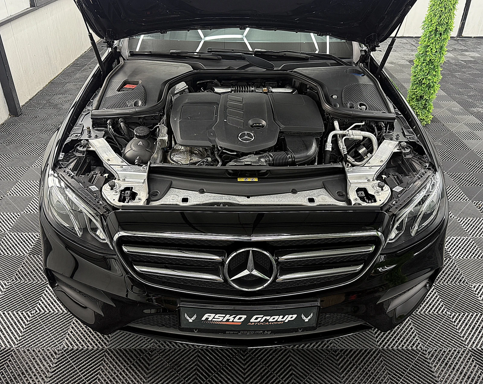 Mercedes-Benz E 220 AMG-line/DIGITAL/KeylessGO/TOP!!!/СОБСТВЕН ЛИЗИНГ, снимка 17 - Автомобили и джипове - 54379704